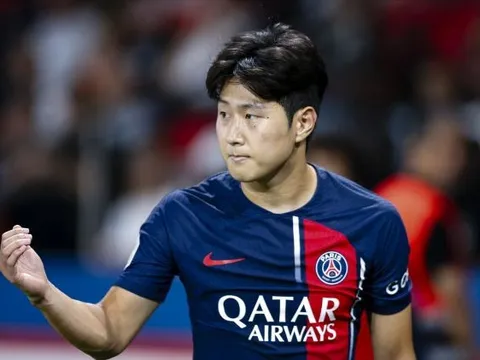 Ghi bàn đầu tiên cho PSG, Lee Kang-in không giấu được sự phấn khích