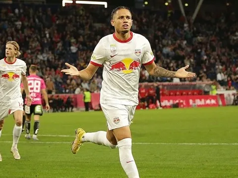 Gia cố hàng công, Liverpool nhắm ngôi sao ghi 10 bàn ở Bundesliga