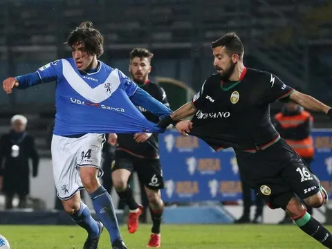 Gia cố trung tuyến, Juve quyết giật "Pirlo 2.0" với Man Utd