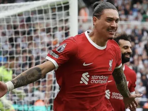 Giải cứu Liverpool, Nunez cám ơn HLV huyền thoại thay vì Klopp