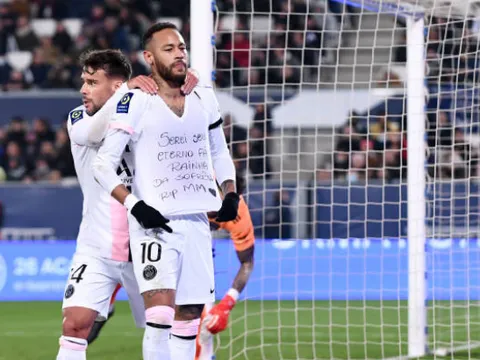 Giải mã màn ăn mừng của Neymar sau khi phá lưới Bordeaux