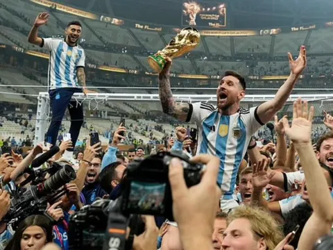 Giải nghệ hay chưa, Messi ra quyết định