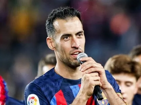 Giải pháp mới cho bài toán thay thế Busquets của Barcelona