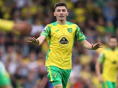 Gilmour thăng hoa ở Norwich, Grealish gửi thông điệp 7 từ