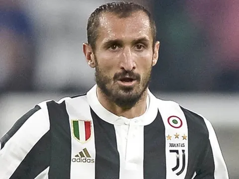 Juve muốn tái hợp với Chiellini