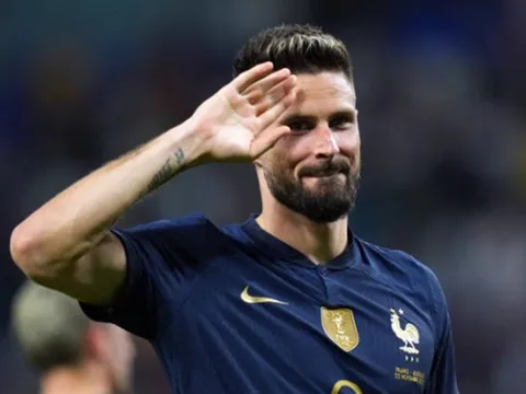Giroud giúp Pháp nguôi nỗi nhớ Benzema
