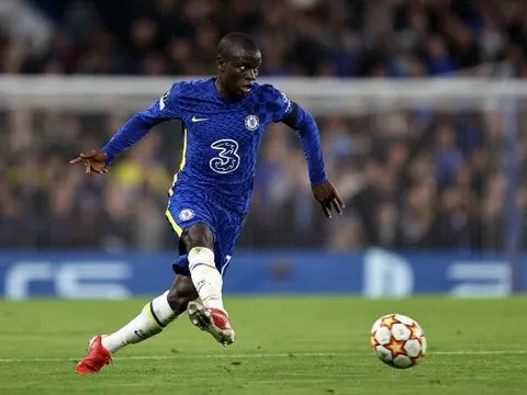 Glenn Hoddle chỉ rõ điều Kante phải cải thiện