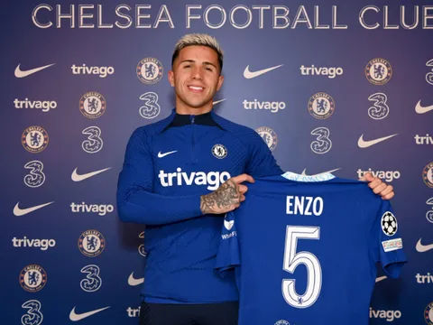 Glenn Hoddle muốn Declan Rice học hỏi Enzo Fernandez