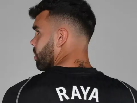 Ben Foster chỉ trích Arteta vì thương vụ bất ngờ