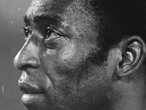 Góc khuất của Pele