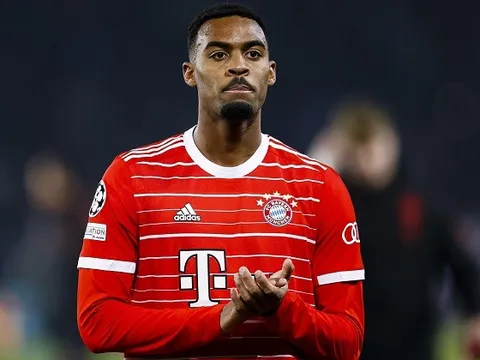 Man Utd gửi đề nghị hỏi mua Gravenberch