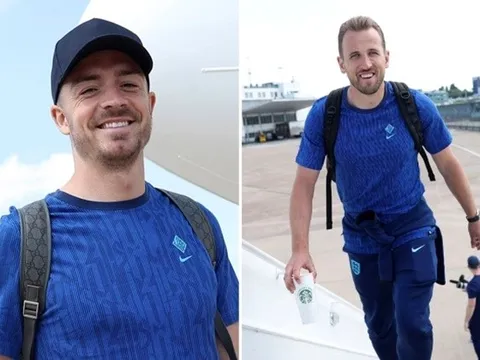 Grealish cười toe toét ở tuyển Anh sau cú ăn 3 cùng Man City