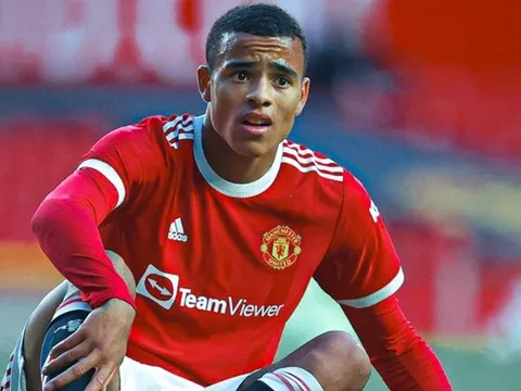 Dàn sao M.U tỏ thái độ với Greenwood