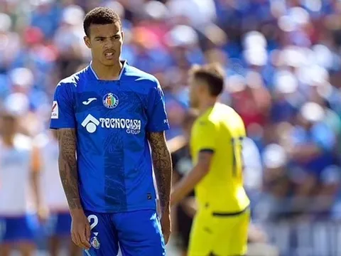 Greenwood và Antony khiến nội bộ Man Utd "rối như tơ vò"