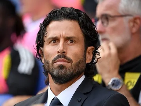 CHÍNH THỨC! Fabio Grosso bị Lyon sa thải