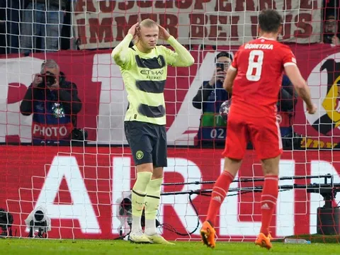Guardiola gửi thông điệp khi Erling Haaland đá hỏng penalty
