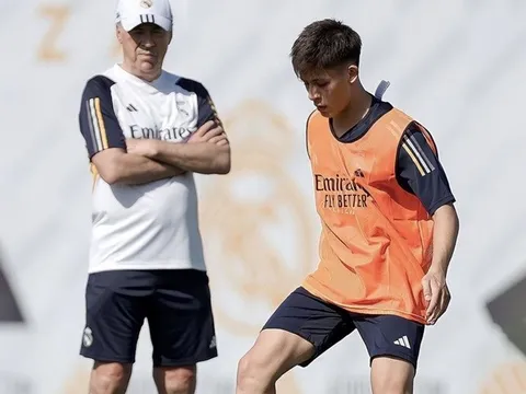Ancelotti chốt thời điểm tái xuất của thần đồng Real