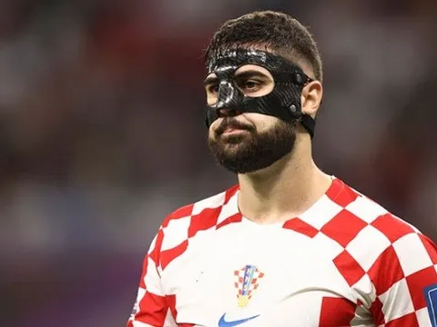 Trung vệ khiến NHM phát cuồng ở World Cup lọt vào tầm mắt Liverpool