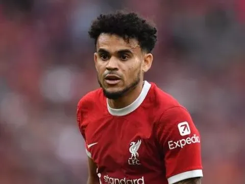 Liverpool 'tạt gáo nước lạnh' lên Barca, Real