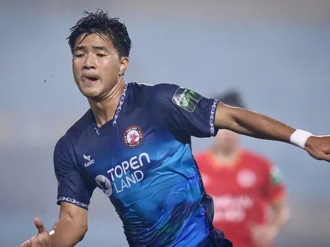 Hà Đức Chinh ghi bàn ở V-League sau 2 năm tịt ngòi