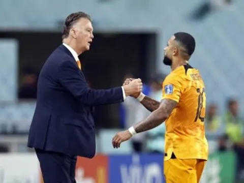 Hà Lan thời Van Gaal: Từ bỏ truyền thống và nói không với xu thế