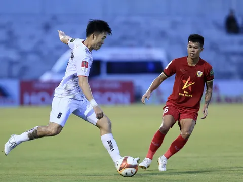 Hà Tĩnh hòa Hải Phòng ở trận đấu gặp sự cố mất điện