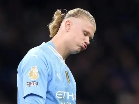 Haaland vẫn để ngỏ cánh cửa với Real