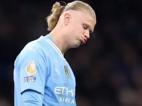 Thêm một màn trình diễn đáng quên của Haaland