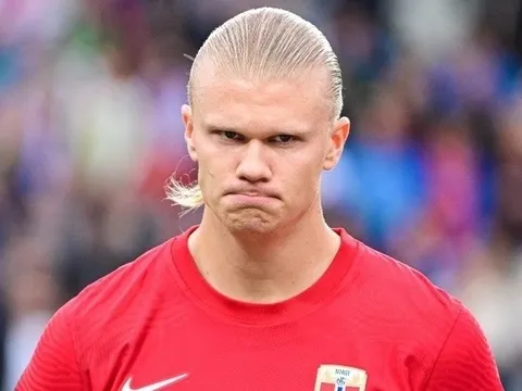 Haaland khó chịu khi xem World Cup qua tivi