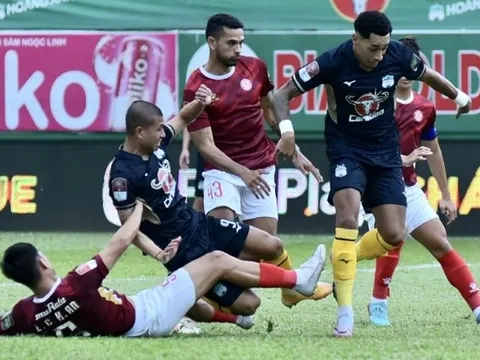 Tuấn Hải, Duy Mạnh tỏa sáng rực rỡ; HAGL gây thất vọng