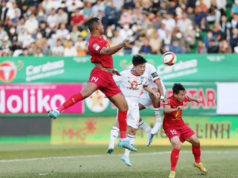 HAGL và tấm áo mới
