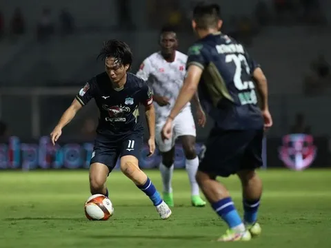 HAGL nếm trái đắng trước Hải Phòng; Hà Nội phả hơi nóng vào cuộc đua vô địch