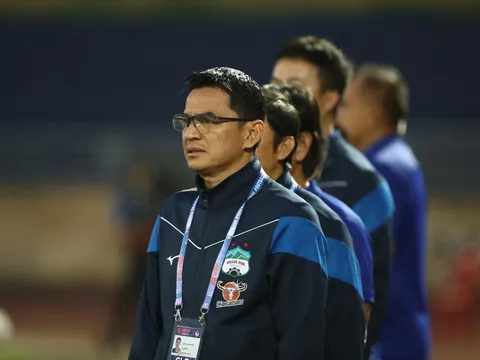 HAGL thua trận đầu ở V-League, HLV Kiatisuk giải thích lý do