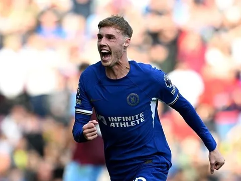 Hai huyền thoại Man Utd phát cuồng với sao trẻ Chelsea