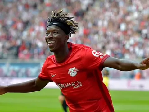 Brighton tăm tia mục tiêu cũ của Man Utd