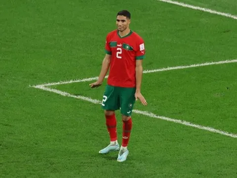 Hakimi "xát muối" vào nỗi đau của fan TBN