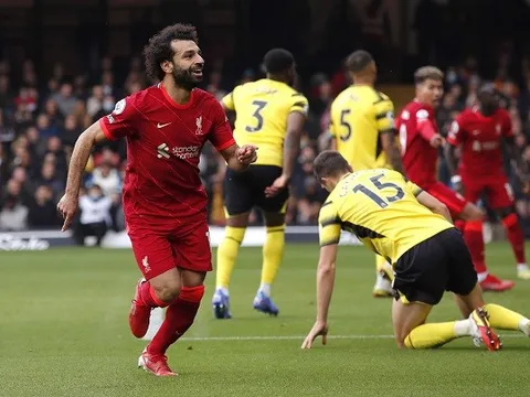 Hàng công chói sáng, Liverpool biến ngày về của Ranieri thành ác mộng