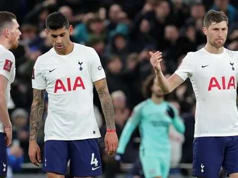 Hàng phòng ngự có thể giết chết Tottenham bất cứ lúc nào