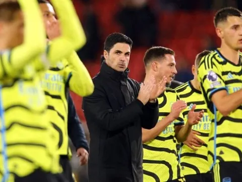 Hàng thủ Arsenal đang tốt hơn Man City gấp 3 lần
