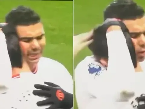 Hành động kỳ quái Casemiro dành cho Bruno