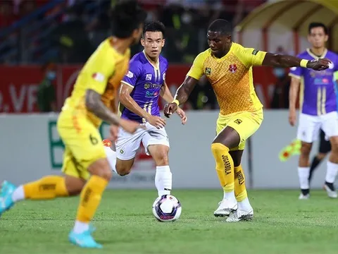 Tổng quan vòng 21 V-League: Đại chiến ngôi vương; HAGL mệnh lệnh phải thắng