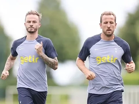 Kane trở lại Tottenham