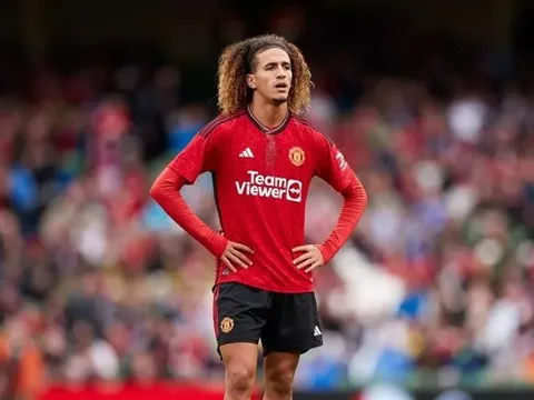 Lính đánh thuê Man Utd nhận mưa lời khen