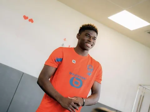 Here We Go! Brighton đón người thay Caicedo