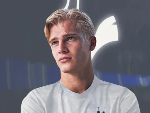 Here we go! Mục tiêu của Barca gia nhập Tottenham