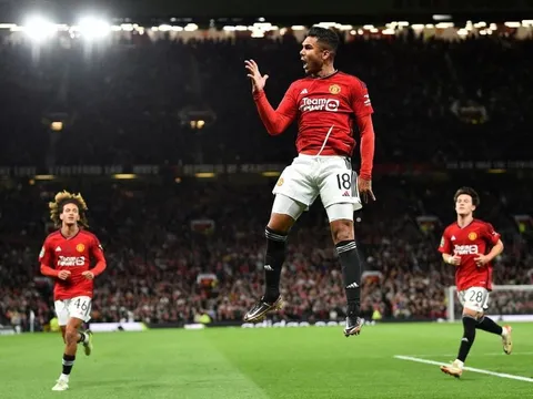 'Quỷ đỏ' bắt đầu gượng dậy sau bão tố