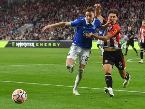 M.U tranh mua tân binh hụt của Arsenal