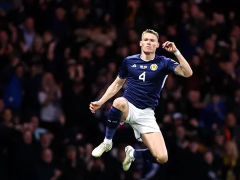 "Hiện tượng" Man Utd có thể khiến Ten Hag khó xử