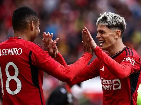 Hiệp 2 bùng nổ, Man United lội ngược dòng thắng Lens