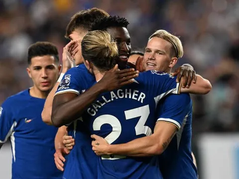 Hiệp hai điên rồ, Chelsea hạ Brighton trong trận cầu 7 bàn thắng